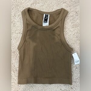 NEW WITH TAG Woman’s small Gap tank top